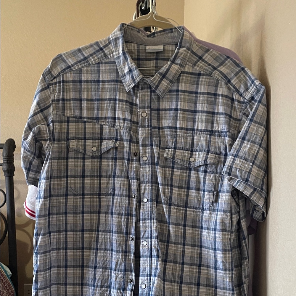 Columbia Men's Casual Blue and White Plaid Shirt